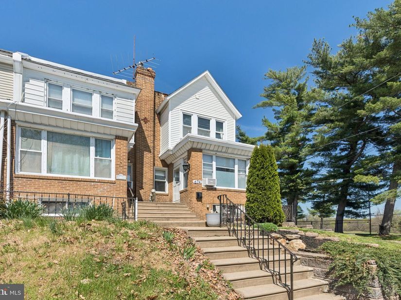 674 Wendover Street, Philadelphia PA 19128