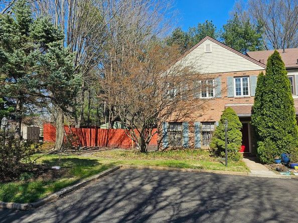 176 Kenton, Langhorne PA 19047