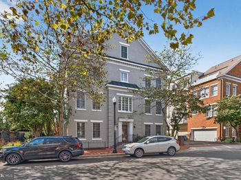 1808 Potomac Greens Drive