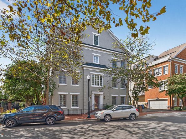 1808 Potomac Greens Drive, Alexandria VA 22314