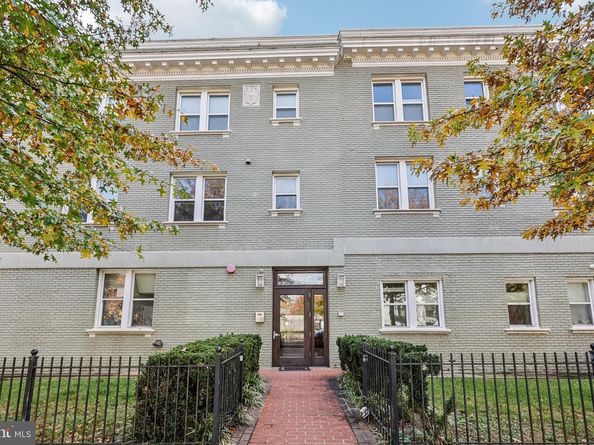 1352 Longfellow Street NW 302, Washington DC 20011