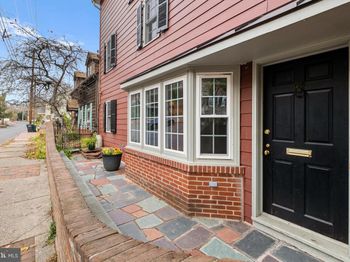 58 W Mechanic Street