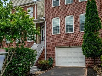 2916 Mainstone Drive