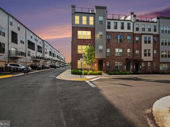 2430 Silver Line Alley