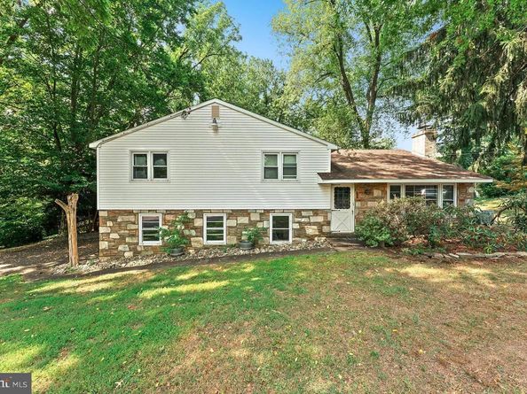28 County Line Road, Huntingdon Valley PA 19006