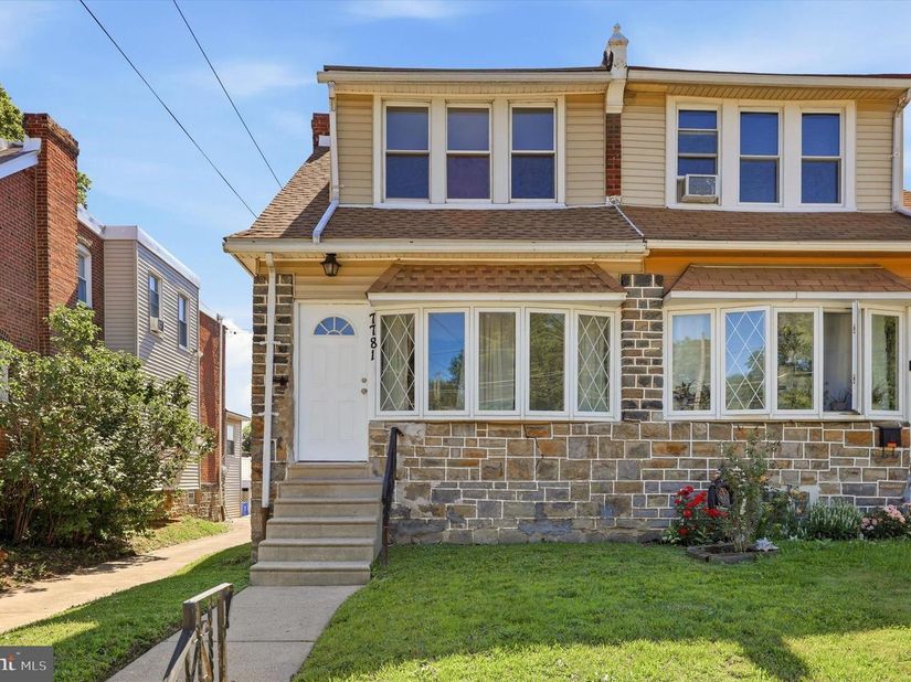 7781 Hasbrook Avenue, Philadelphia PA 19111
