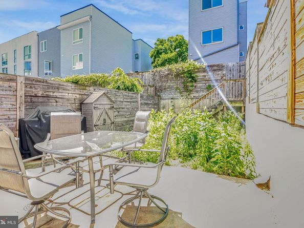 1952 N 6TH Street 1, Philadelphia PA 19122