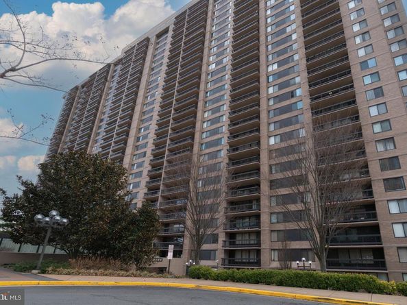 3705 S George Mason Drive 1702S, Falls Church VA 22041