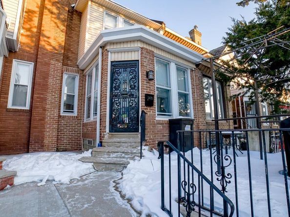 5635 N 10TH Street, Philadelphia PA 19141