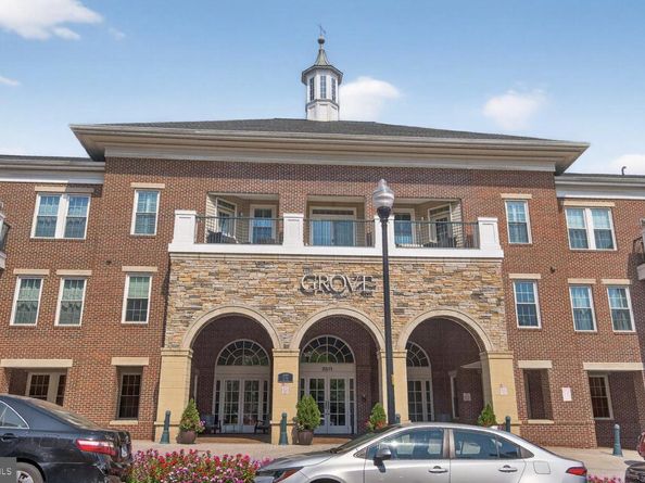 2465 Army Navy Drive 1405, Arlington VA 22206