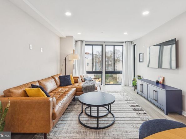 1648-50 Ridge Avenue 301, Philadelphia PA 19130
