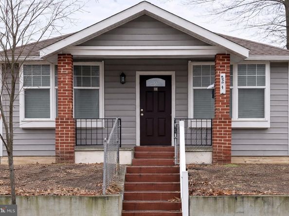 4243 Dix Street NE, Washington DC 20019