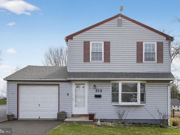 315 Summer Avenue, Horsham PA 19044