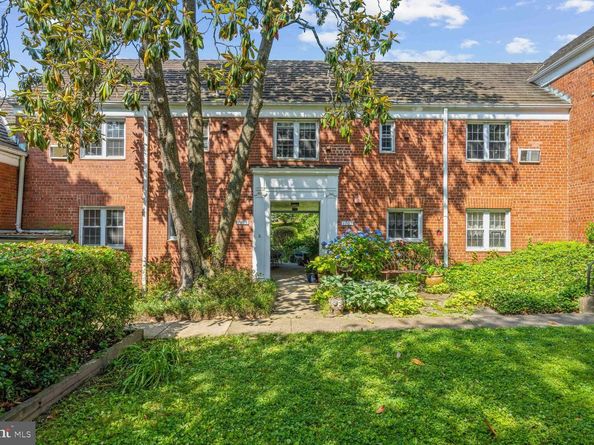 1705 Preston Road, Alexandria VA 22302