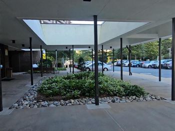 250 S Reynolds Street