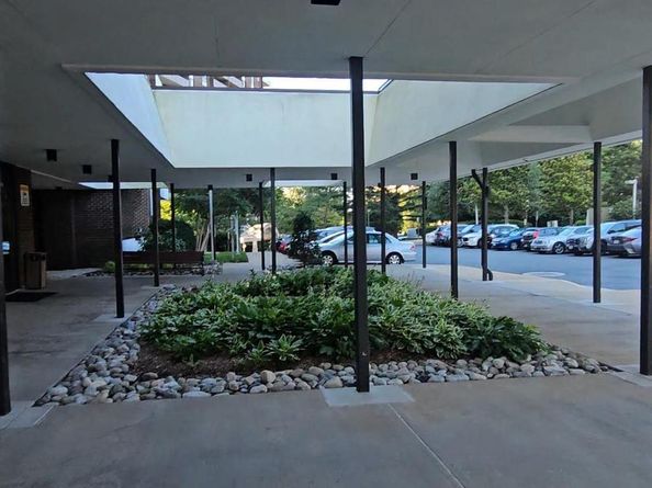 250 S Reynolds Street 206, Alexandria VA 22304