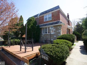 942 E Ellet Street
