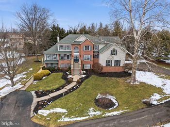 1510 Anna Marie Circle