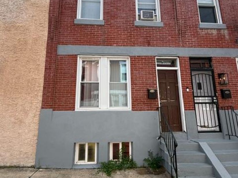 2467 N Garnet Street, Philadelphia PA 19132
