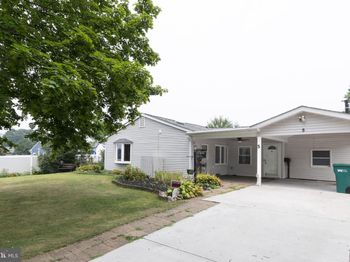 5 Sweetbriar Lane