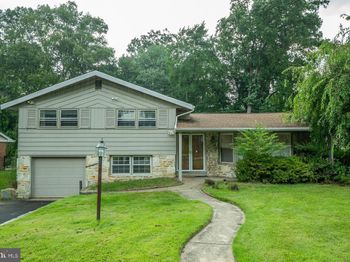 1026 Old Ford Road