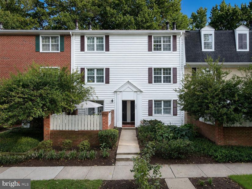 2653 S Walter Reed Drive S A, Arlington VA 22206