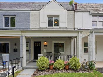 309 35TH Street NE