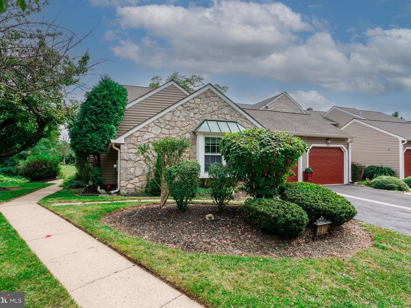 3901 Potters Place, Southampton PA 18966