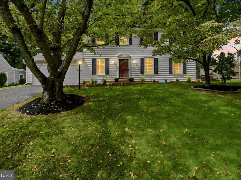 11504 Bedfordshire Avenue, Potomac MD 20854