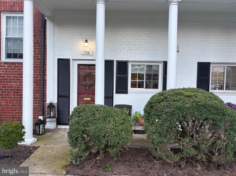 1306 Martha Custis Drive, Alexandria VA 22302