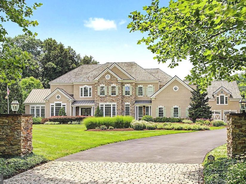 111 Meadow View Drive, Doylestown PA 18902
