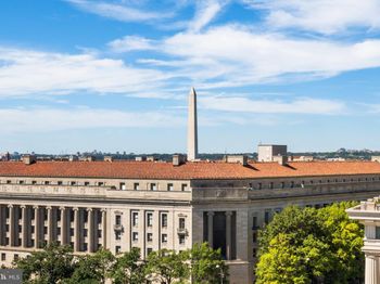 701 Pennsylvania Avenue NW