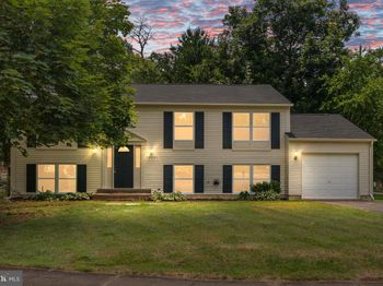 12821 Longleaf Lane