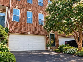 21492 Tamarack Ridge Square