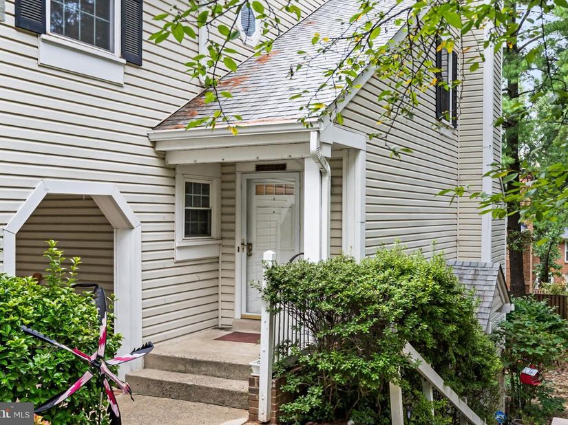 2923C S Woodley Street 1, Arlington VA 22206