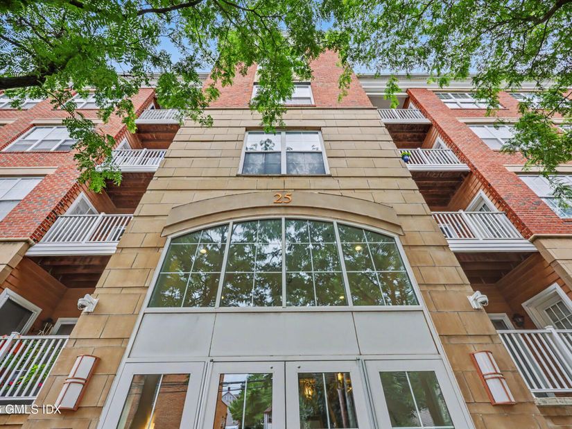 25 Adams Avenue 409, Stamford CT 06902