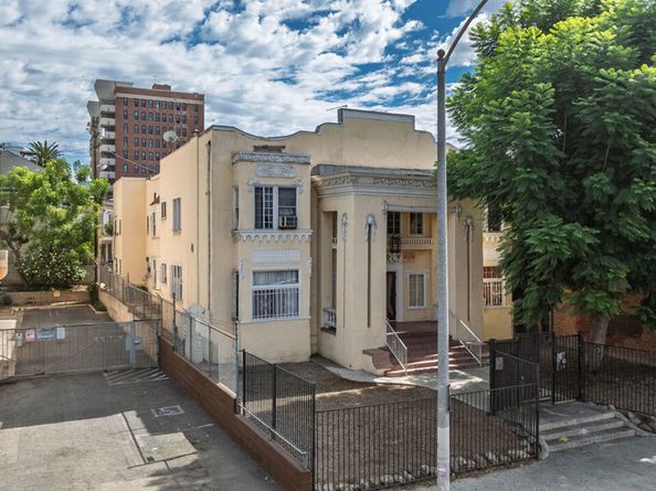 746 S Bonnie Brae Street, Los Angeles CA 90057