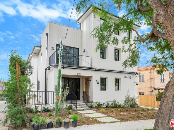 726 Robinson Street, Los Angeles CA 90026
