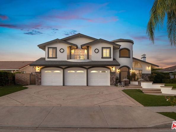 17011 Gledhill Street, Northridge CA 91325