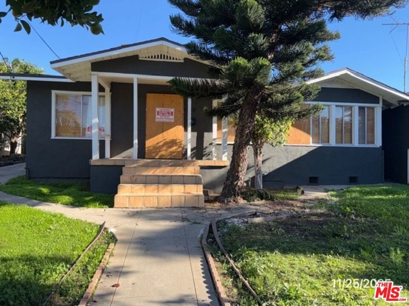 1740 S Rimpau Boulevard, Los Angeles, CA 90019 - For Sale