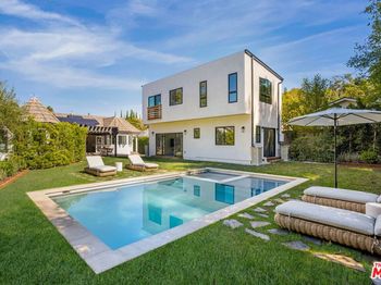 14664 Valley Vista Boulevard