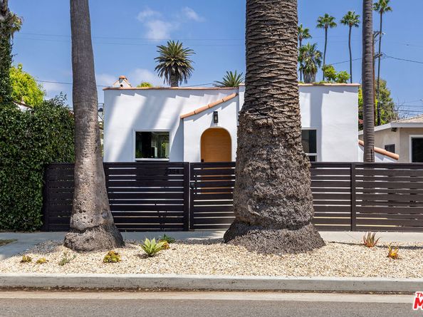 2354 Ocean Avenue, Venice CA 90291