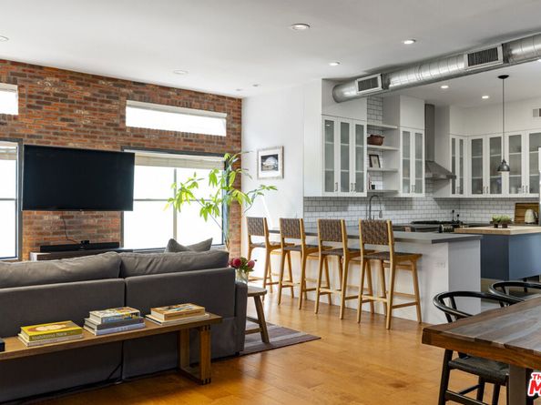 612 Flower Avenue C, Venice CA 90291