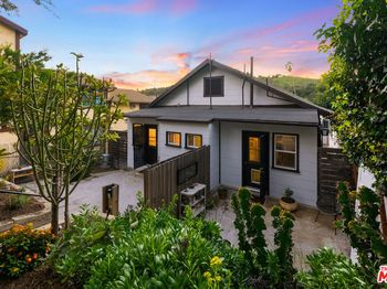 534 Casanova Street