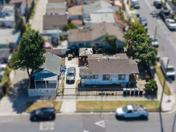 1161 W 67th Street, Los Angeles CA 90044
