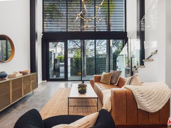 303 Venice Way