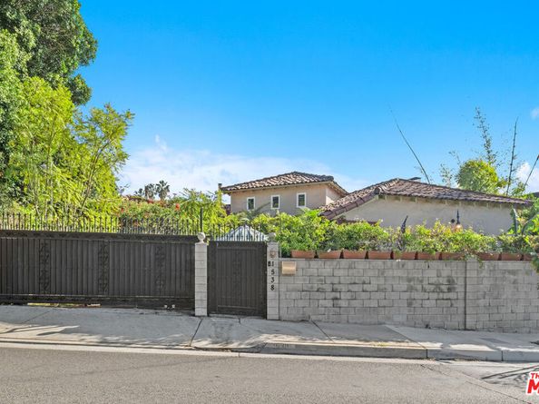 1538 N Crescent Heights Boulevard, West Hollywood CA 90046