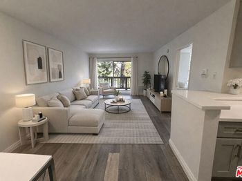 525 S Ardmore Avenue