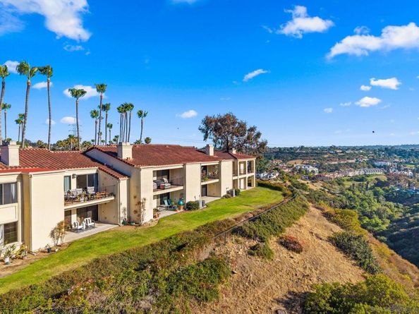 3129 Camino Del Arco, Carlsbad CA 92009