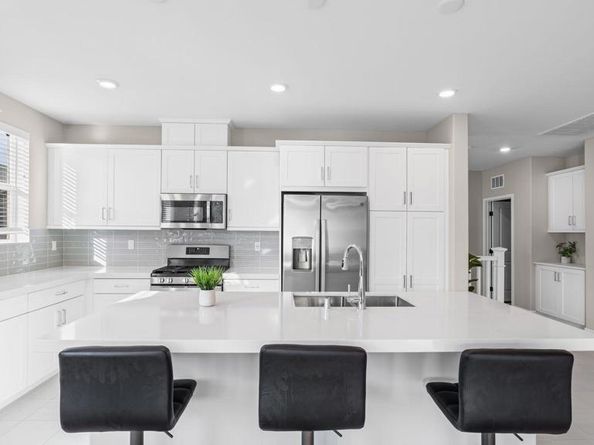 10656 Anima, San Diego CA 92126
